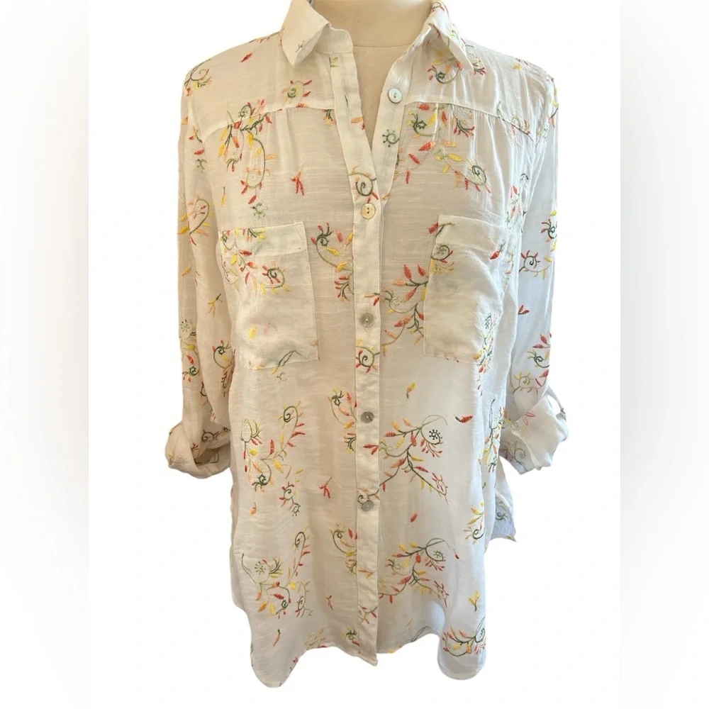 Figueroa & Flower Floral Embroidered Button Down Semi Sheer Shirt Size Large